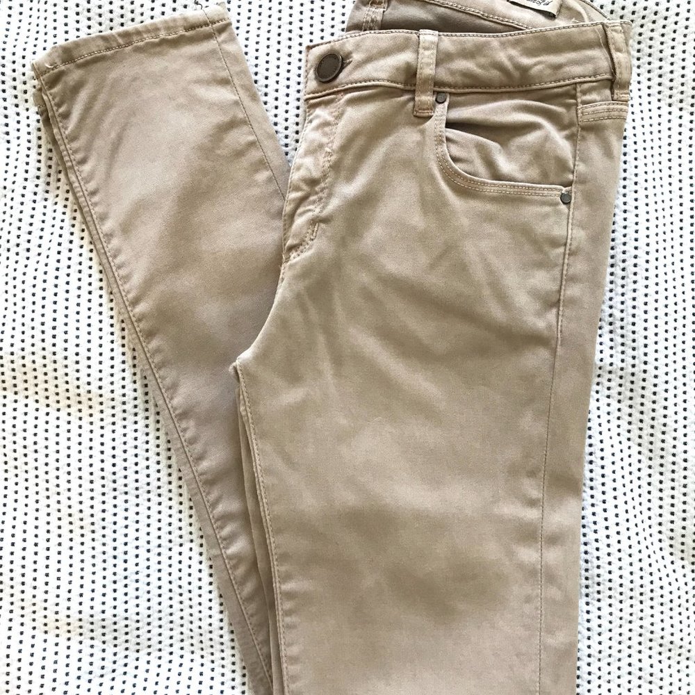 Zara Women's slim jeans beige,tan size 4